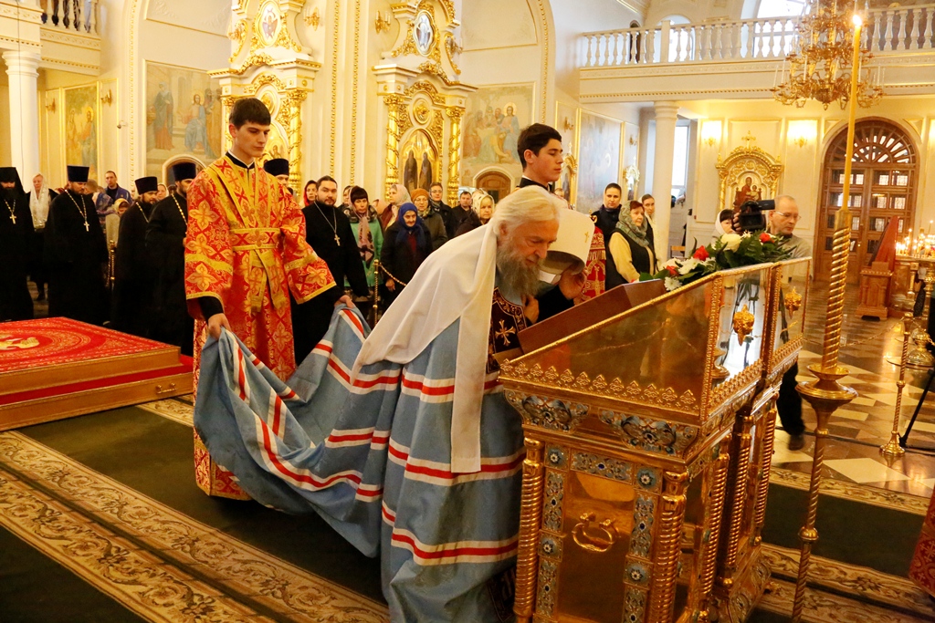 в Свято-Феодоровском кафедральном соборе была совершена Божественная литургия
